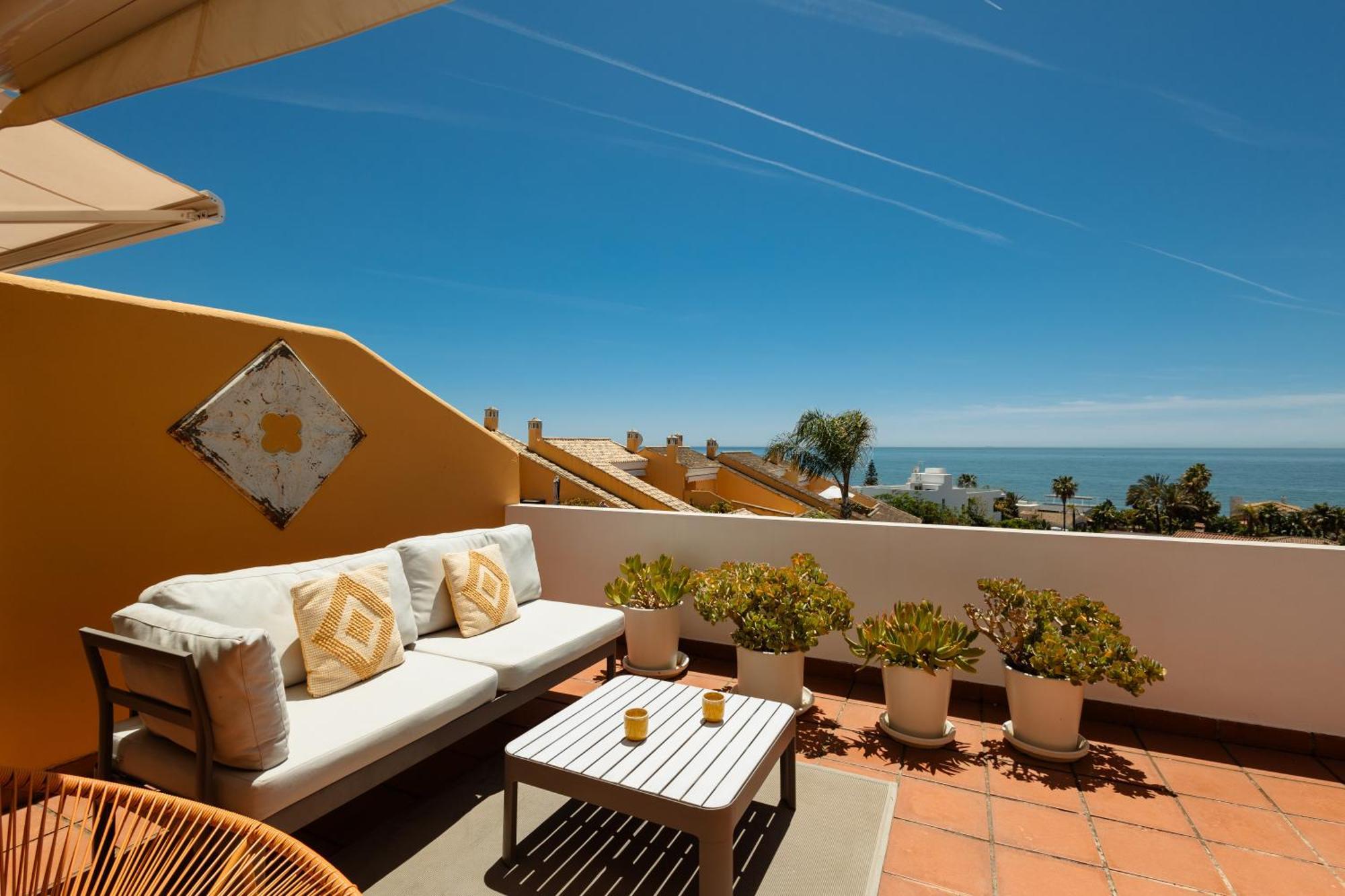 Appartement Modern Beachside Penthouse With Amazing Sea Views