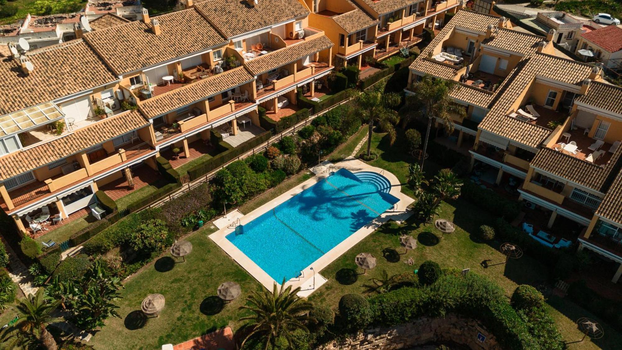 Modern Beachside Penthouse With Amazing Sea Views Appartement *